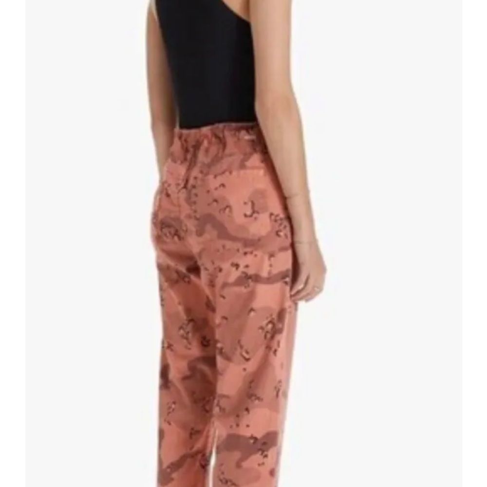Free People Mother The Catch All Ankle Pants Mushroom Camo Print Coral Black - Picture 2 of 5